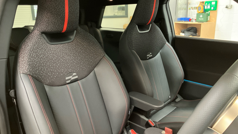 MINI Cooper 135kW E Sport [Level 2] 41kWh 3dr Auto Electric Hatchback